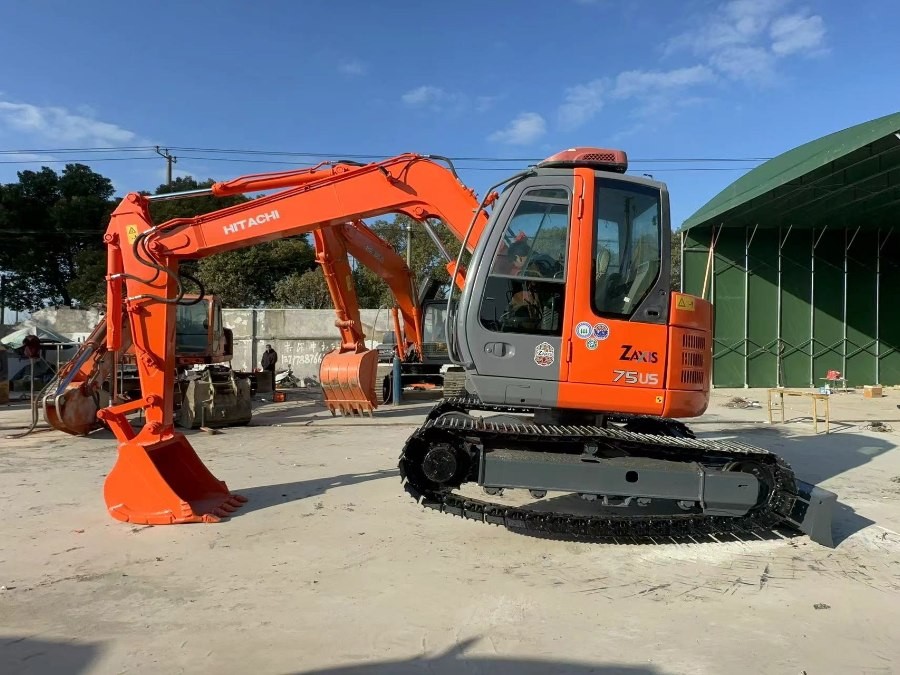 Giappone Usato Hitachi Escavatore in vendita Mini ZX75US-A di seconda mano Macchine Jindongyu