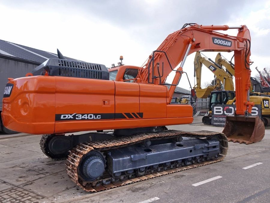 Corea Usato escavatore Doosan in vendita DX340LC di seconda mano Macchine Jindongyu
