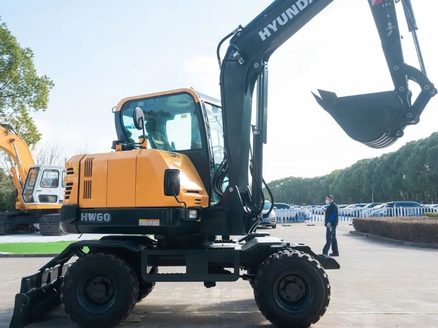 Nuova Corea Hyundai escavatore HW60 6 tonnellate ruota Jindongyu Macchine