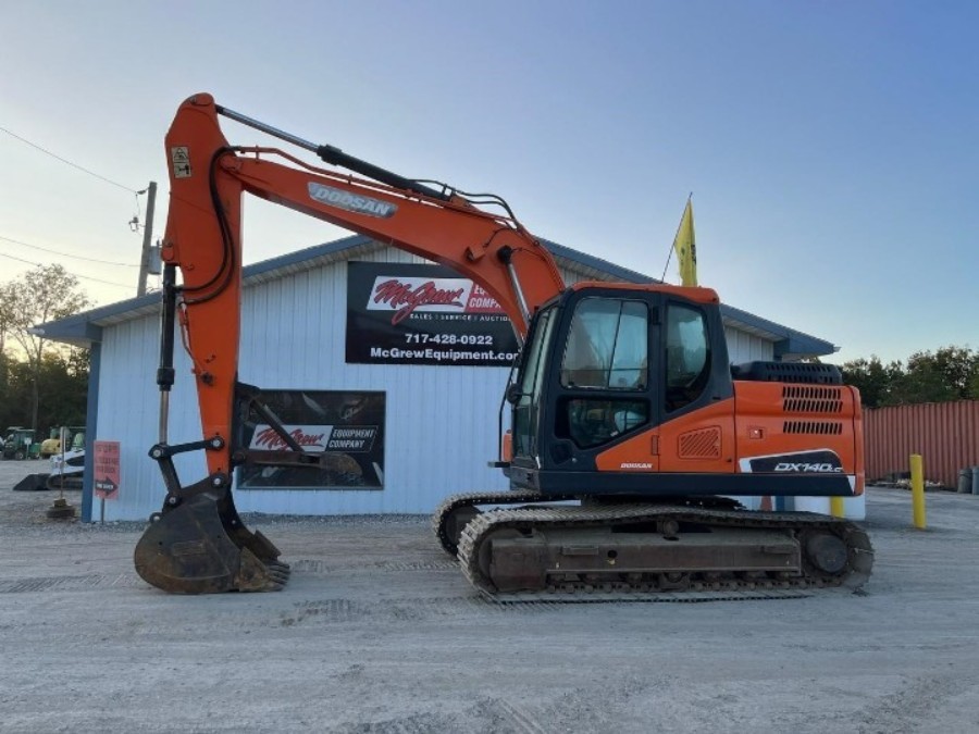Corea Usato escavatore Doosan in vendita DX140LC di seconda mano Macchine Jindongyu