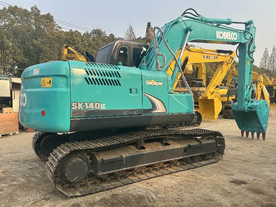 Giappone Escavatori usati Kobelco in vendita SK140LC di seconda mano Macchine Jindongyu
