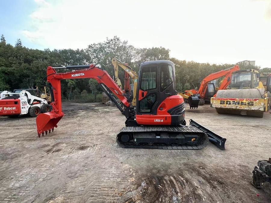 Giappone Escavatore Kubota Usato in vendita Macchine di seconda mano U55-4 Jindongyu
